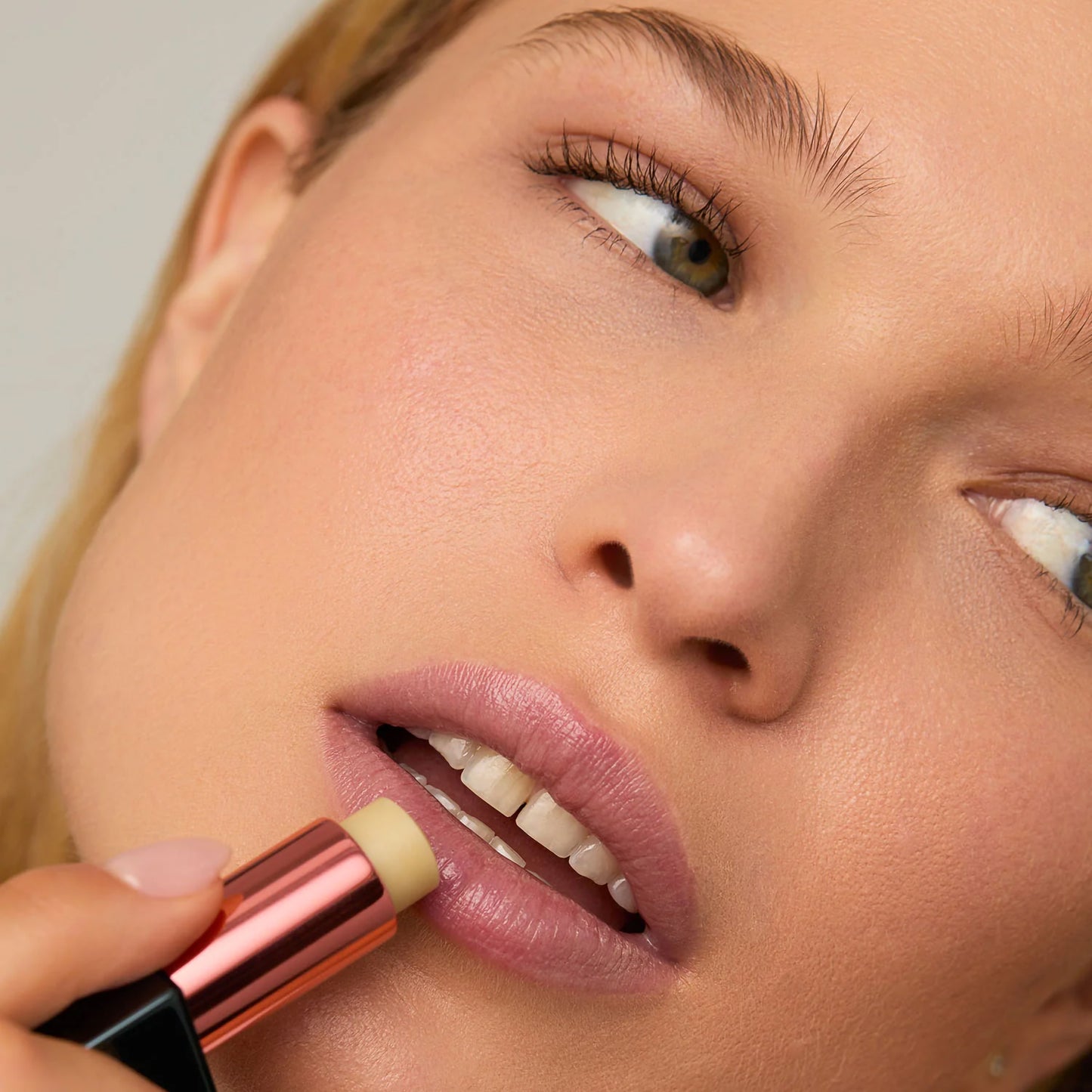 Peptide Glow Hydrating Lip Treatment